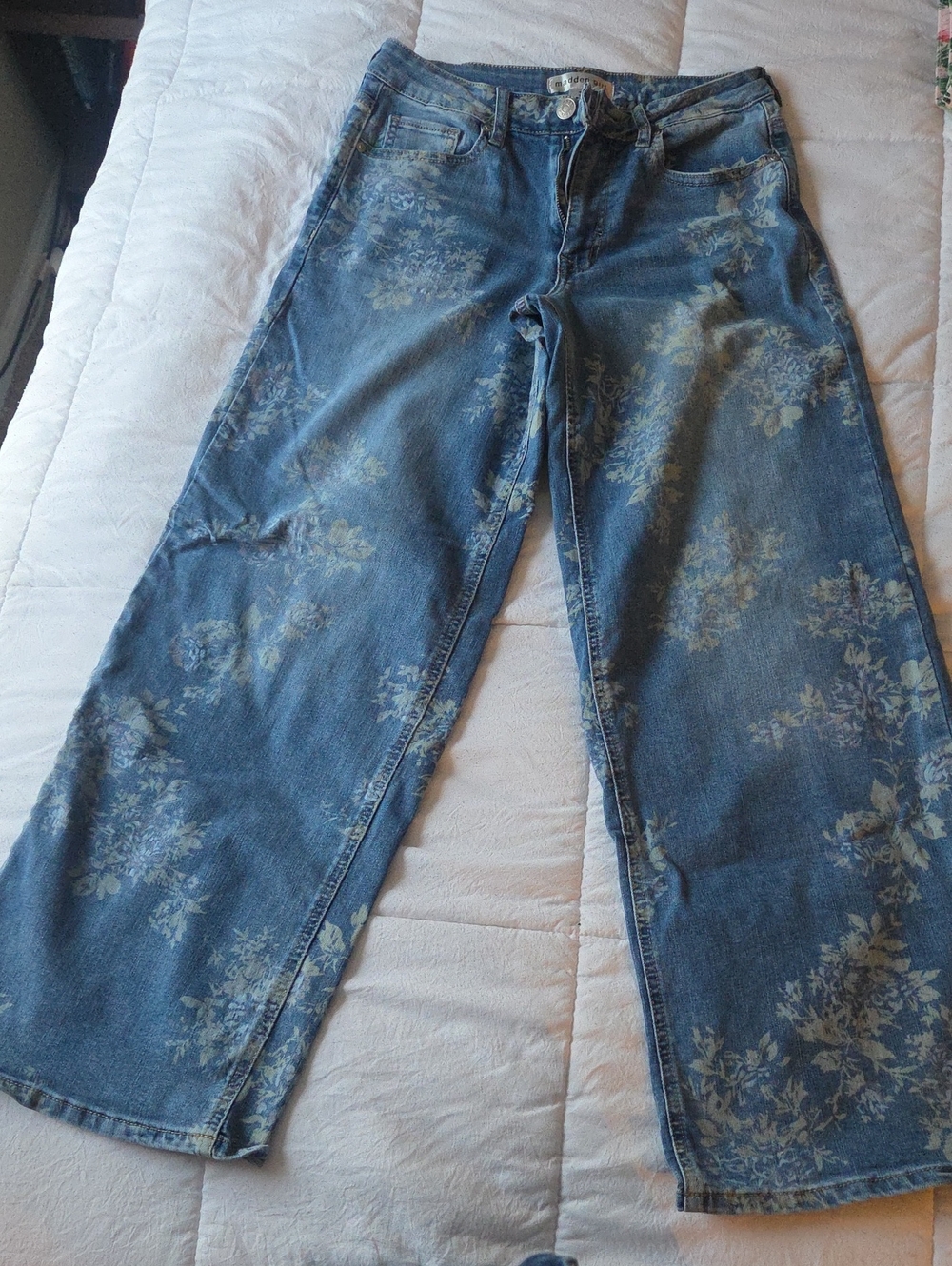 Madden Girl Floral Print Wide Leg Jeans - Blue